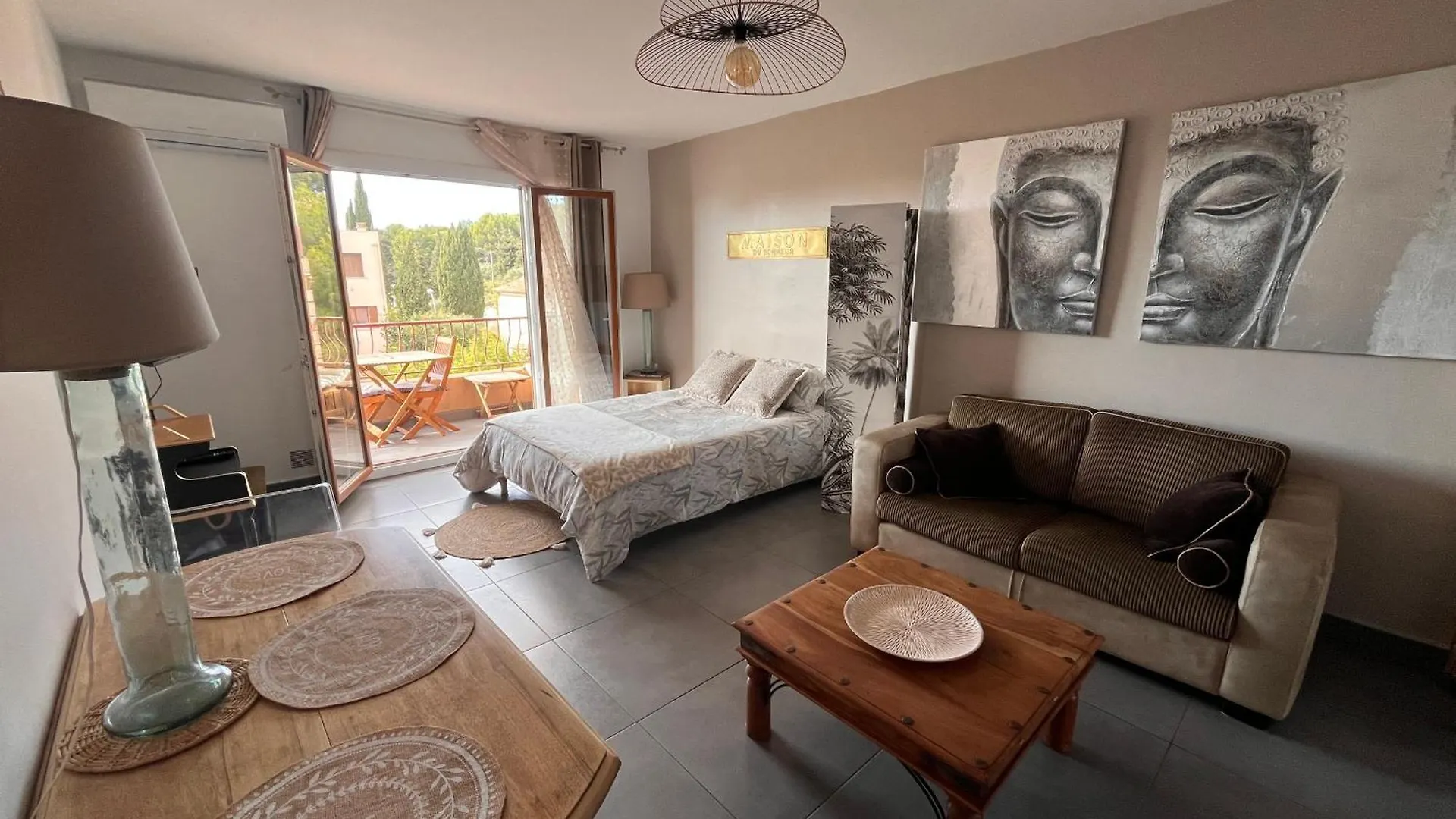 Superbe Studio 34M2 Avec Terrasse Apercu Mer contacts