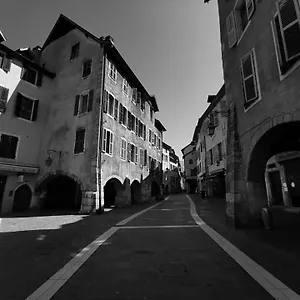 De Chiara A Appartement Annecy